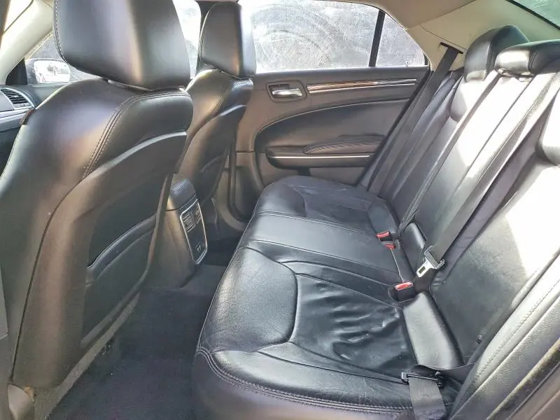 2015 CHRYSLER 300 LIMITED  