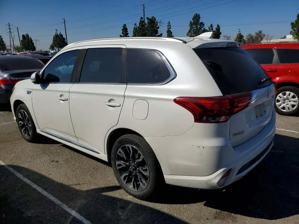 2018 MITSUBISHI OUTLANDER SE  