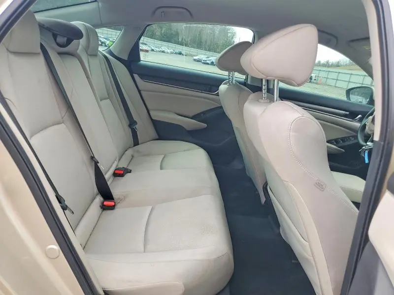 2020 HONDA ACCORD LX  