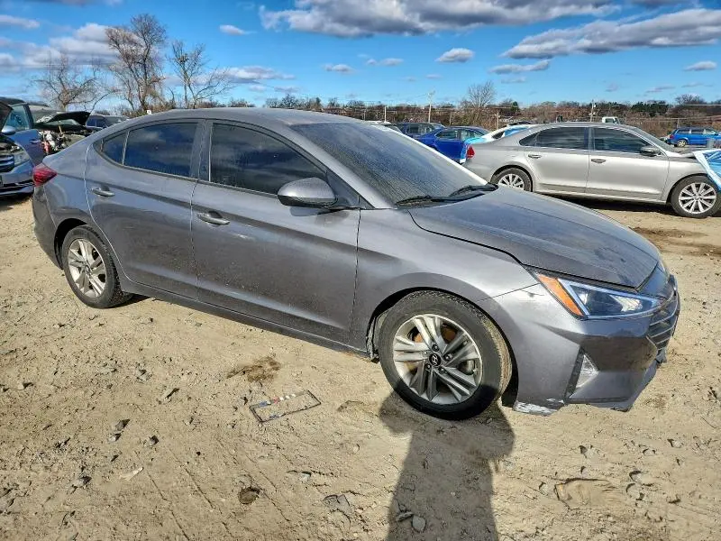 2019 HYUNDAI ELANTRA SEL  