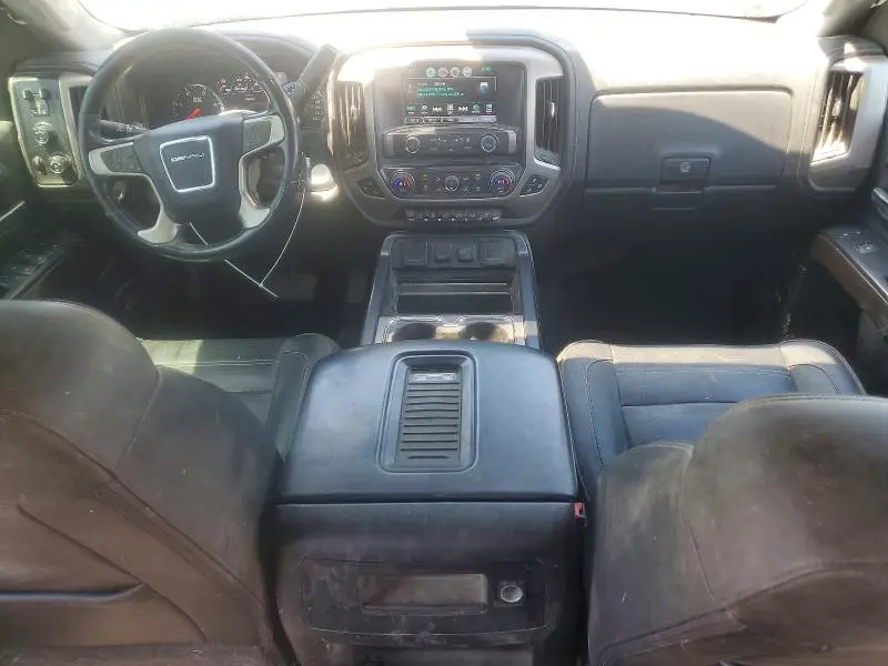 2017 GMC SIERRA K2500 DENALI  