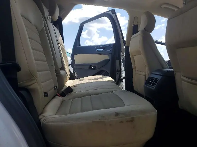 2019 FORD EDGE SE  