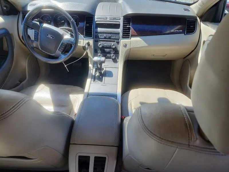 2011 FORD TAURUS SEL  