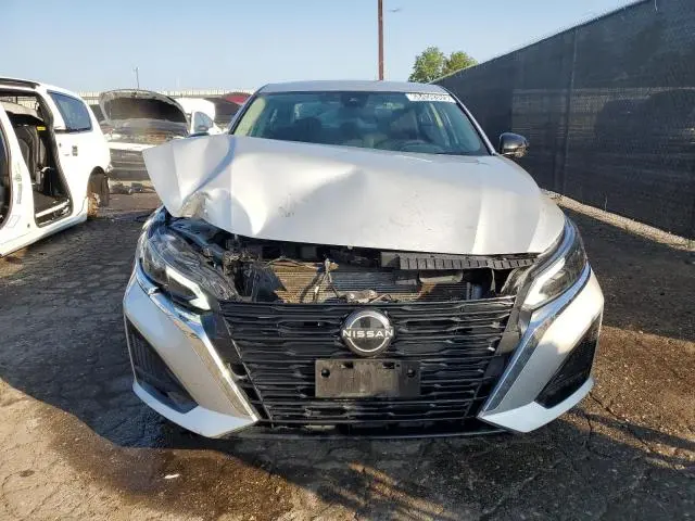 2024 NISSAN ALTIMA SV  