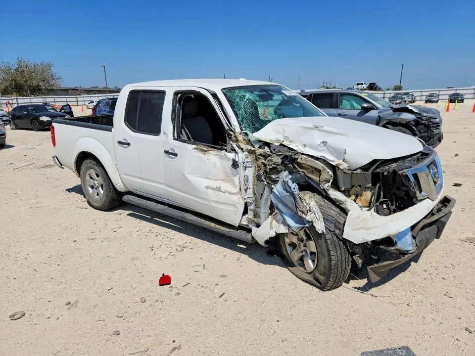 2011 NISSAN FRONTIER S  