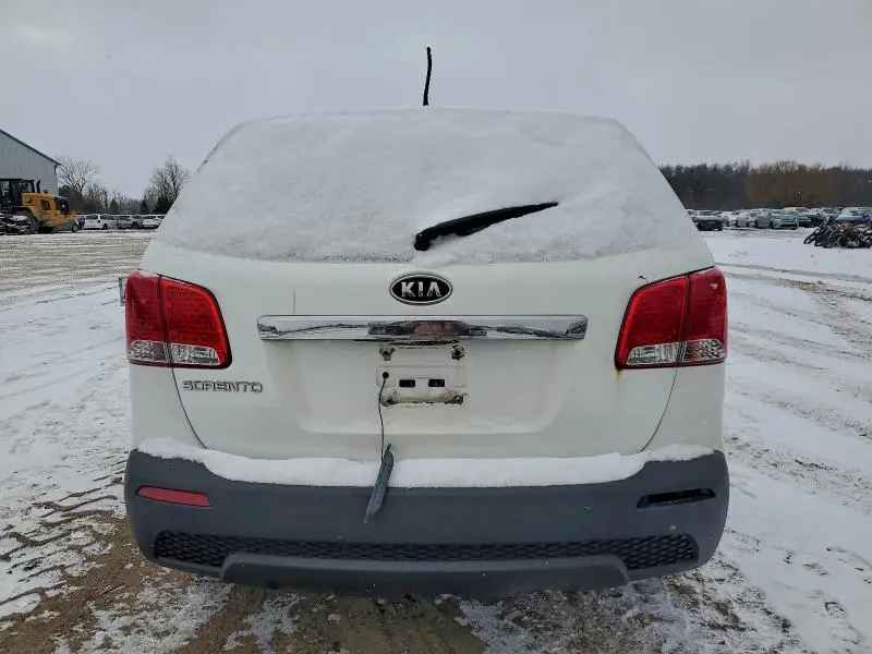 2012 KIA SORENTO BASE  