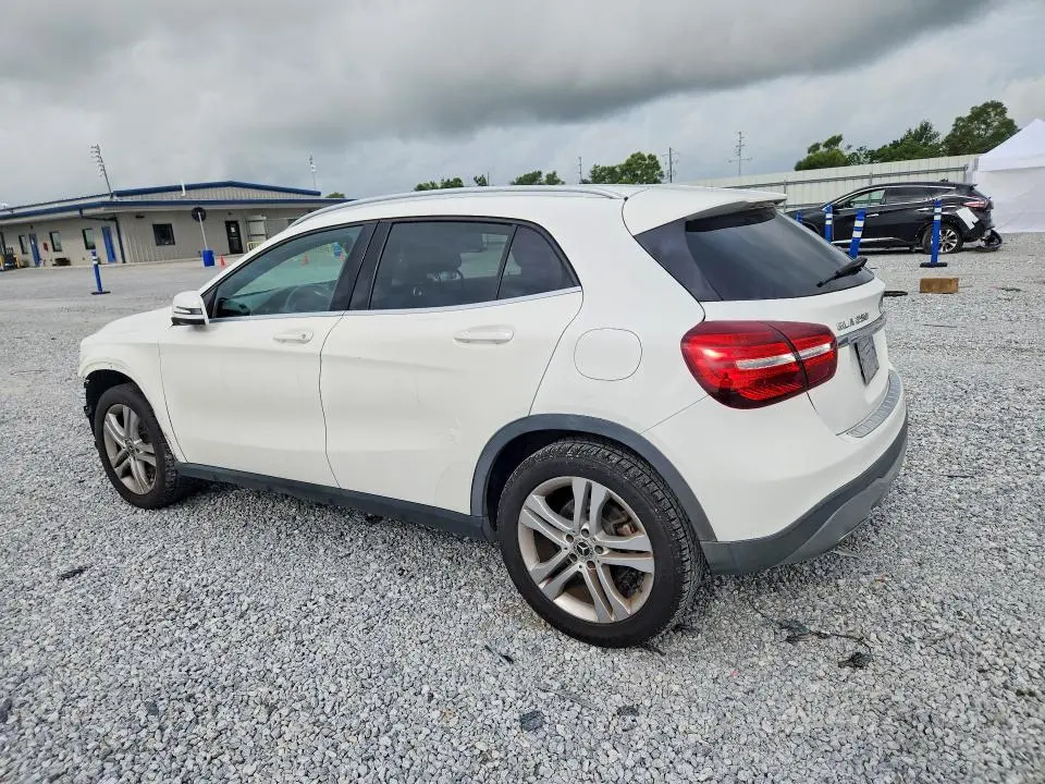 2019 MERCEDES-BENZ GLA 250  