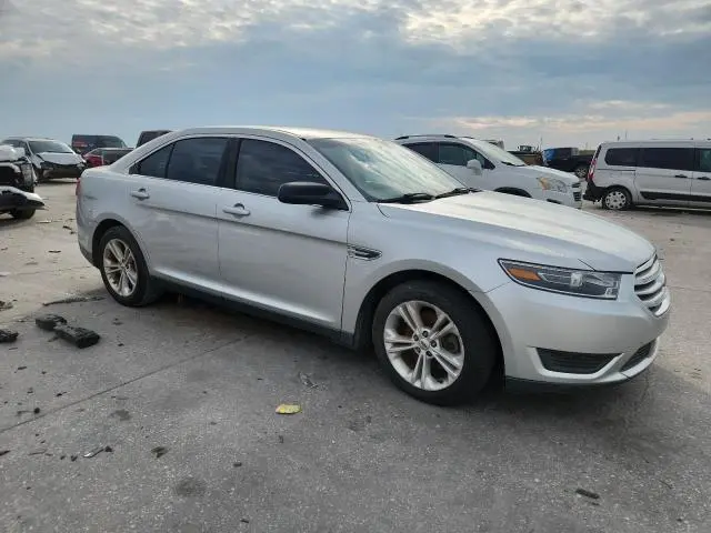 2015 FORD TAURUS SE  