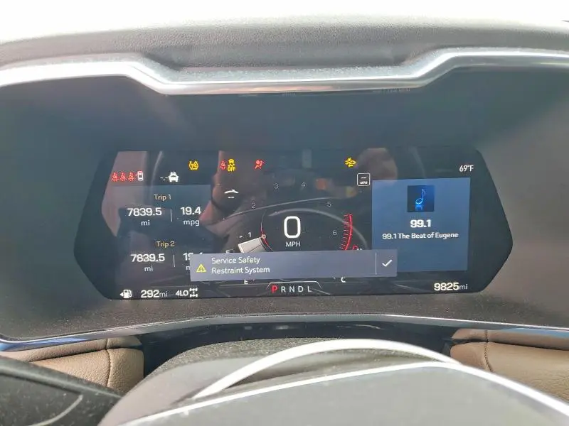 2024 GMC CANYON DENALI  