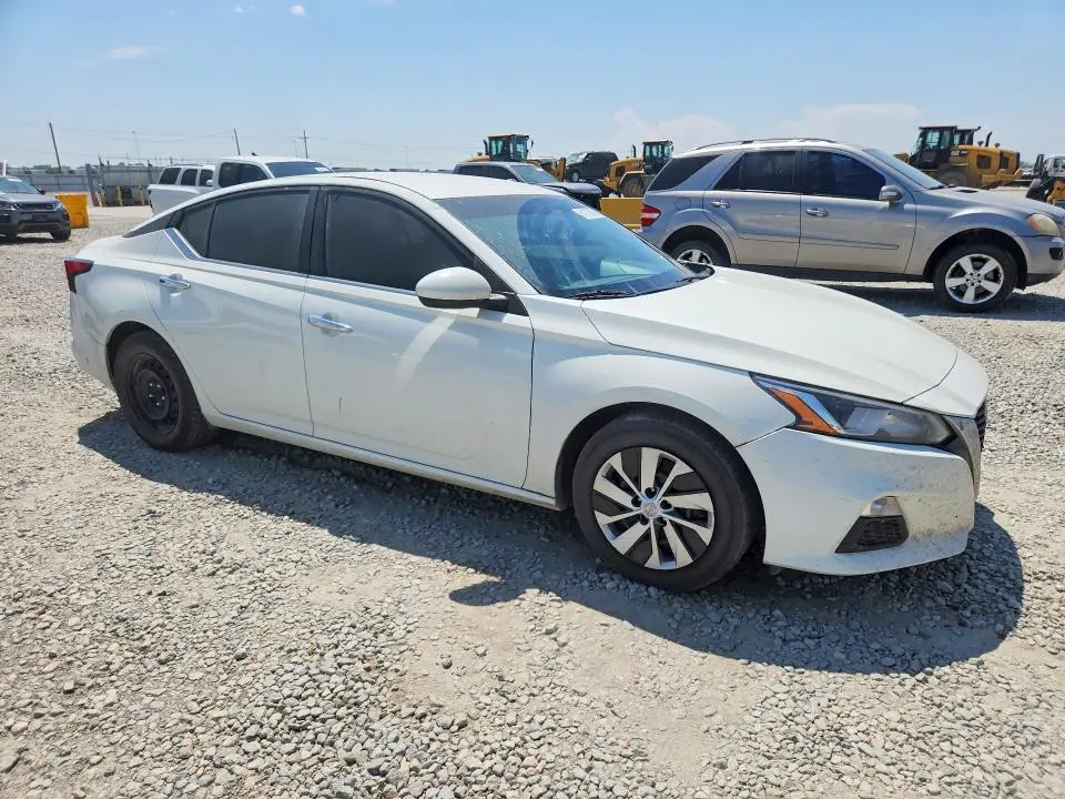 2020 NISSAN ALTIMA S  