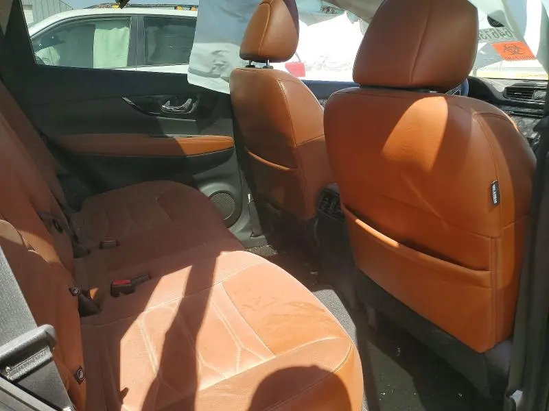 2017 NISSAN ROGUE S  