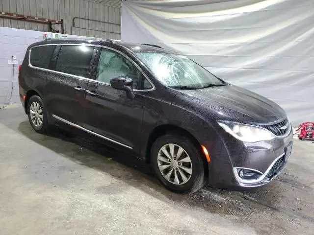 2017 CHRYSLER PACIFICA TOURING L  