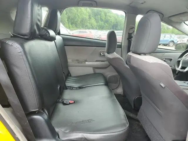 2016 TOYOTA PRIUS V   
