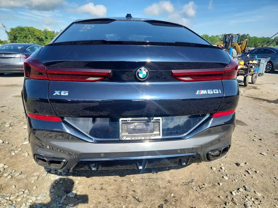 2024 BMW X6 M60I  