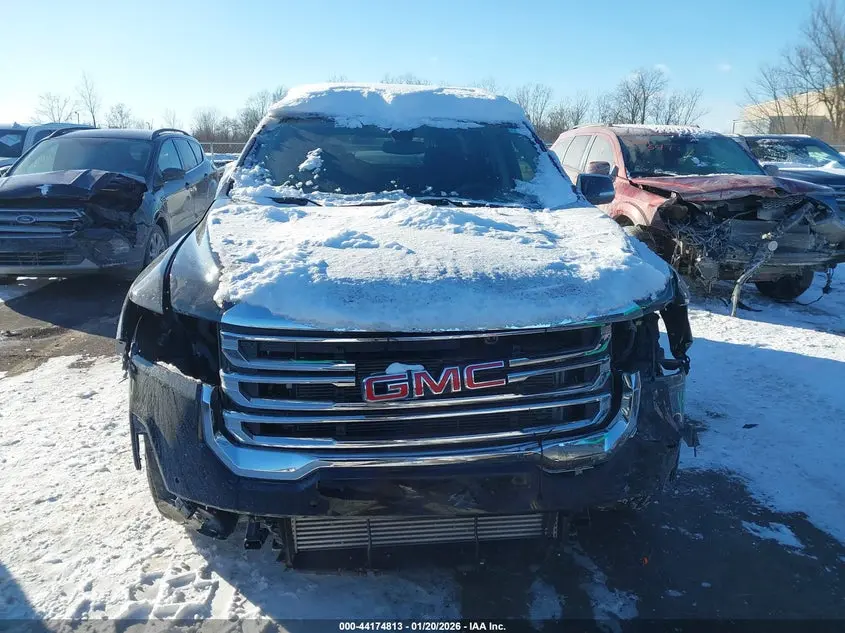 2022 GMC ACADIA FWD SLE