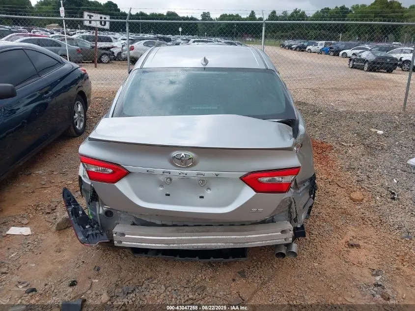 2019 TOYOTA CAMRY SE