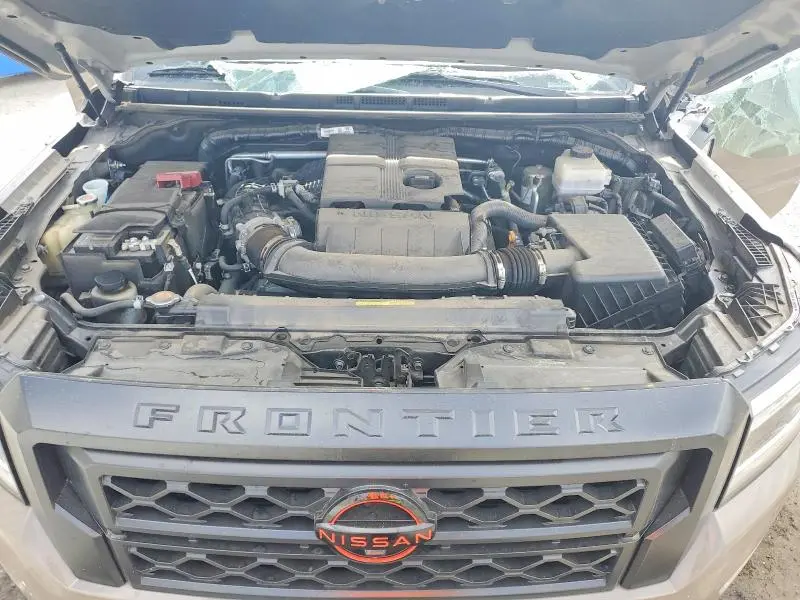 2024 NISSAN FRONTIER PRO-4X  