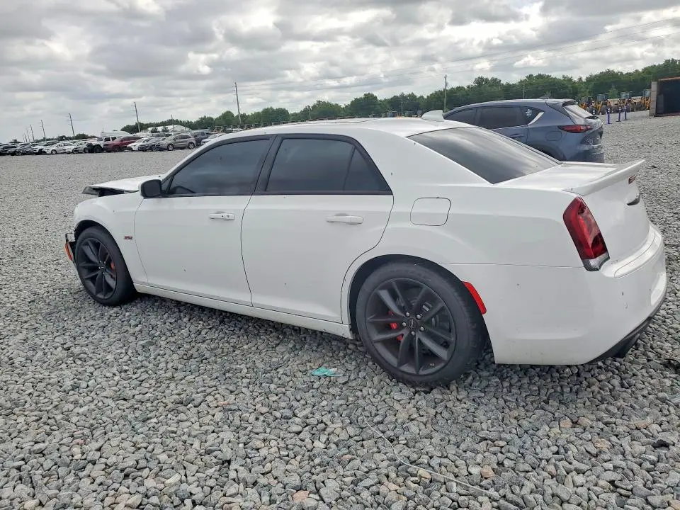 2023 CHRYSLER 300C   