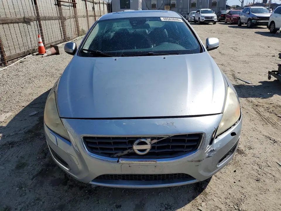 2013 VOLVO S60 T5  