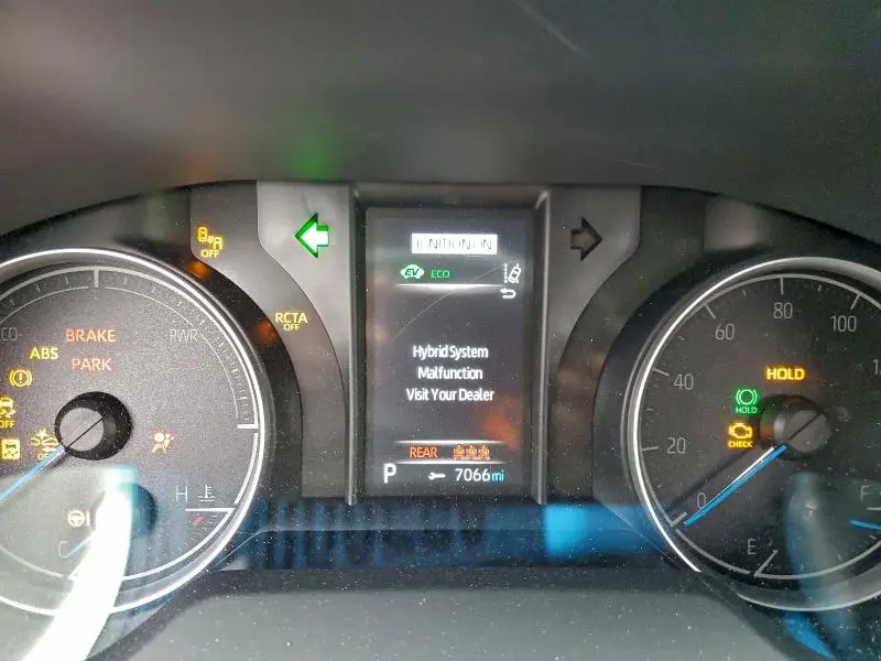 2021 TOYOTA VENZA LE  