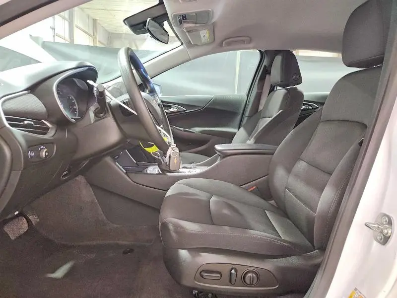 2025 CHEVROLET MALIBU LT  
