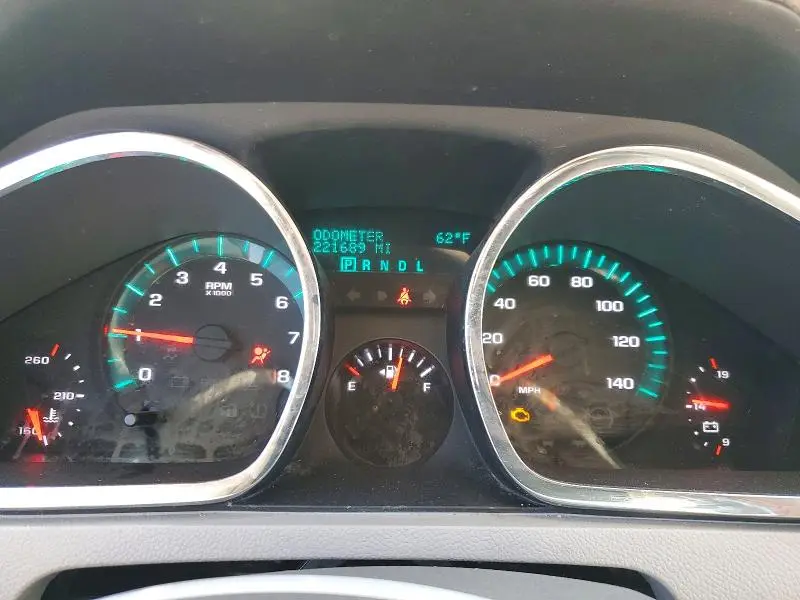 2011 CHEVROLET TRAVERSE LS  