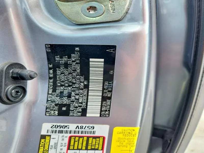 2013 TOYOTA SIENNA   