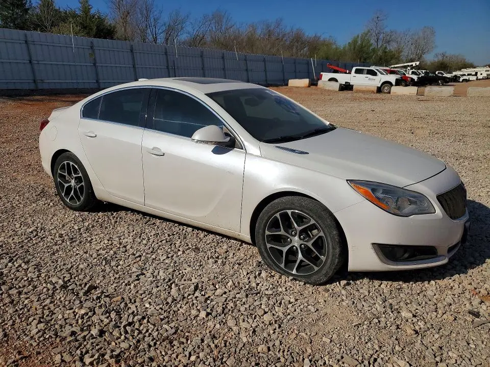2017 BUICK REGAL SPORT TOURING  