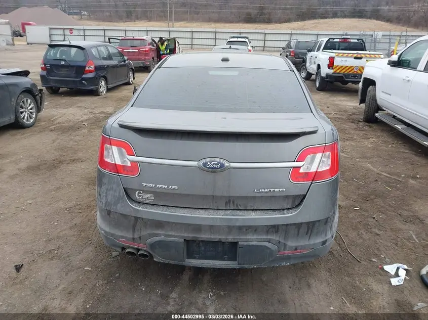 2011 FORD TAURUS LIMITED