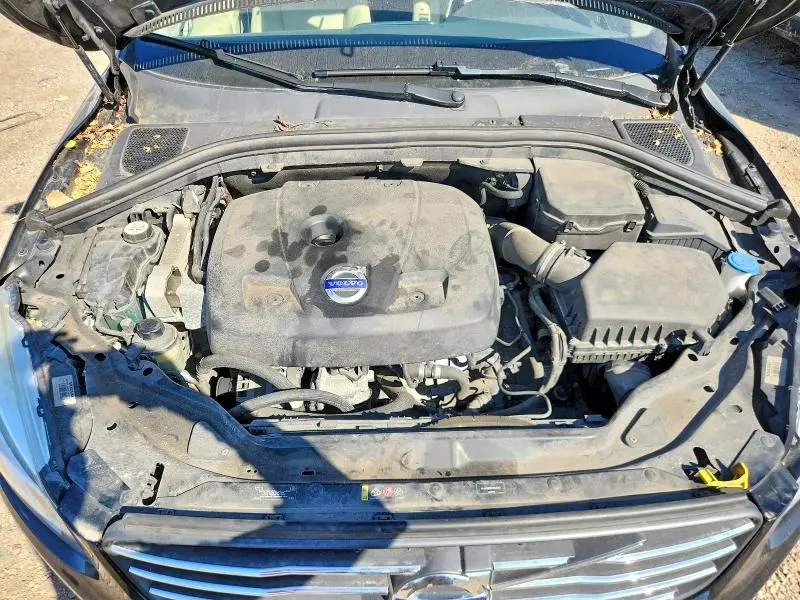 2015 VOLVO XC60 T5 PLATINUM  
