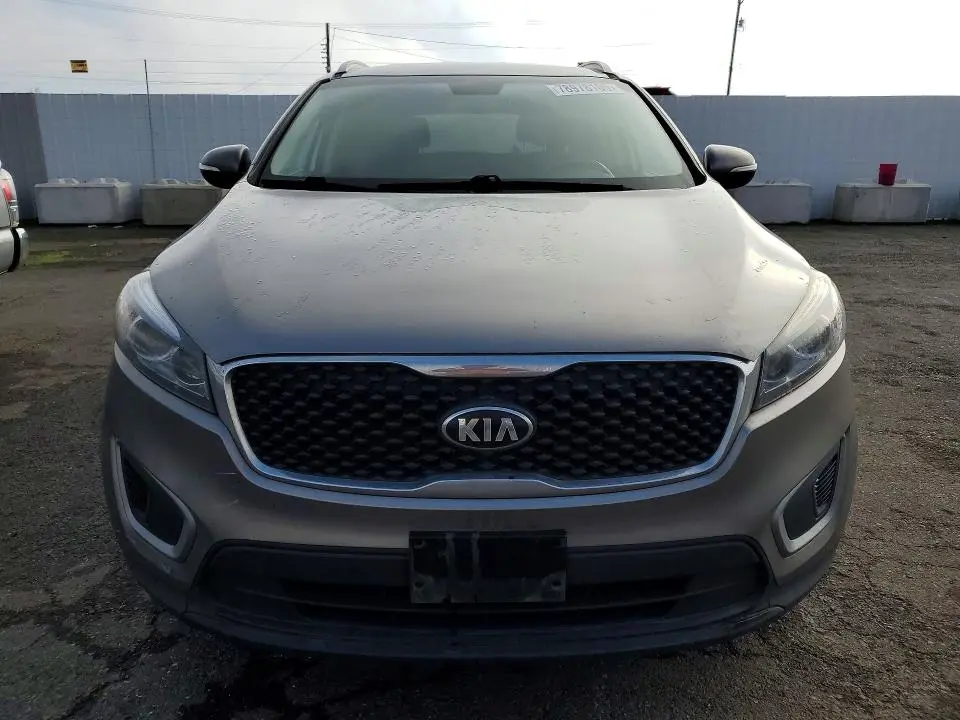 2016 KIA SORENTO LX  