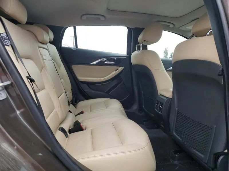 2017 INFINITI QX30 PREMIUM  