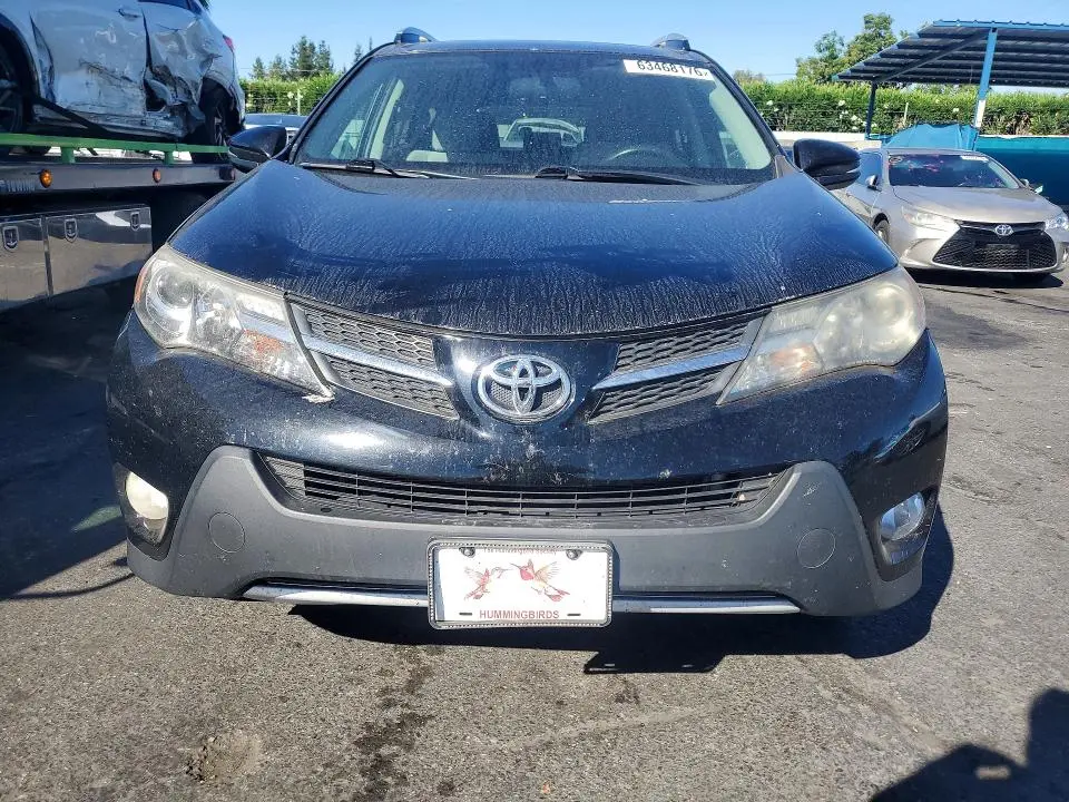 2013 TOYOTA RAV4 XLE  