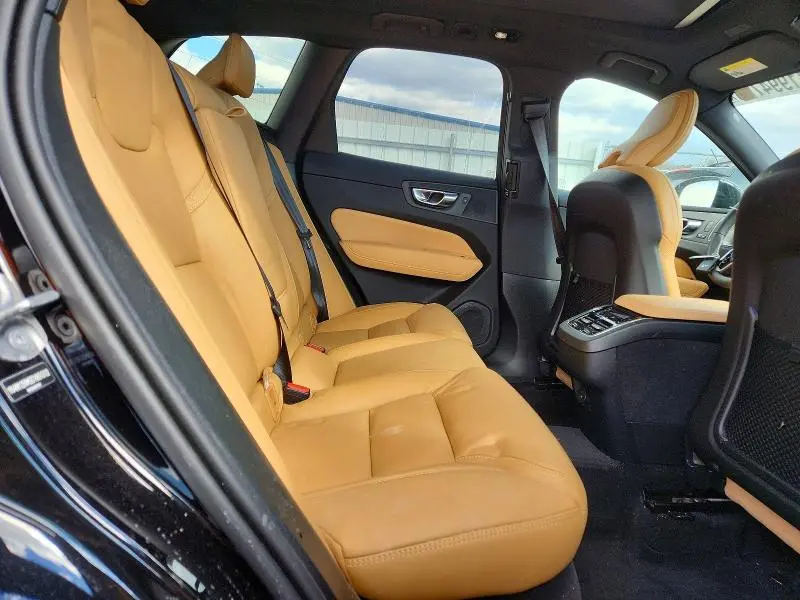 2025 VOLVO XC60 ULTRA  