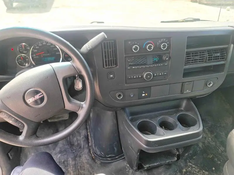 2017 GMC SAVANA G2500  