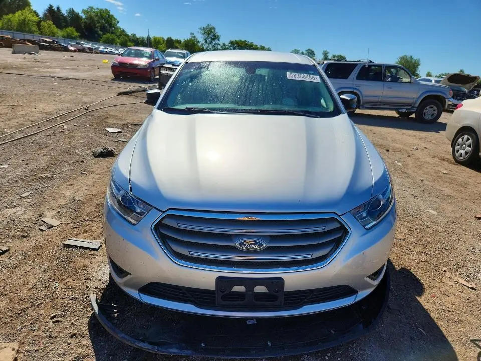 2017 FORD TAURUS SE  