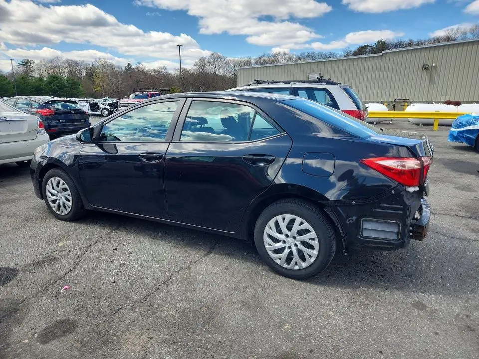 2017 TOYOTA COROLLA LE  
