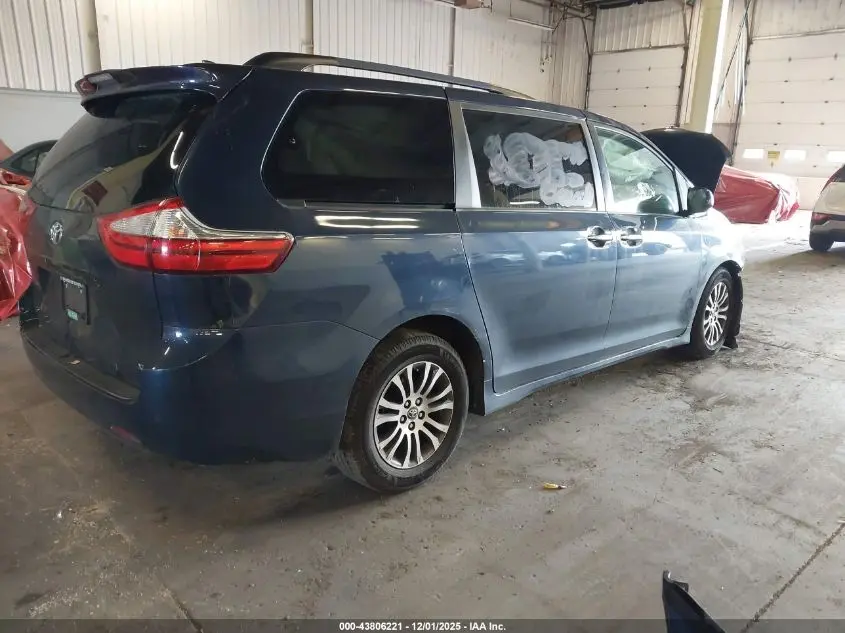 2019 TOYOTA SIENNA XLE 7 PASSENGER