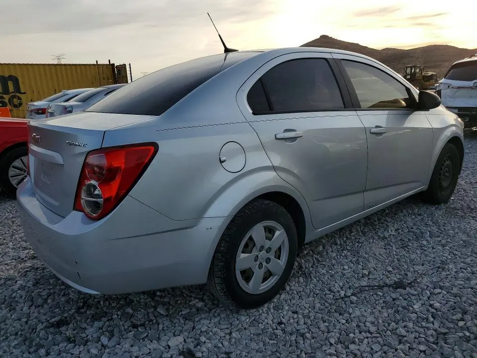 2014 CHEVROLET SONIC LS  