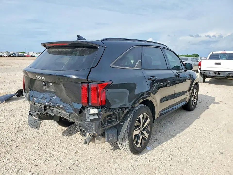 2022 KIA SORENTO EX  