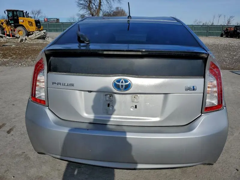 2015 TOYOTA PRIUS   