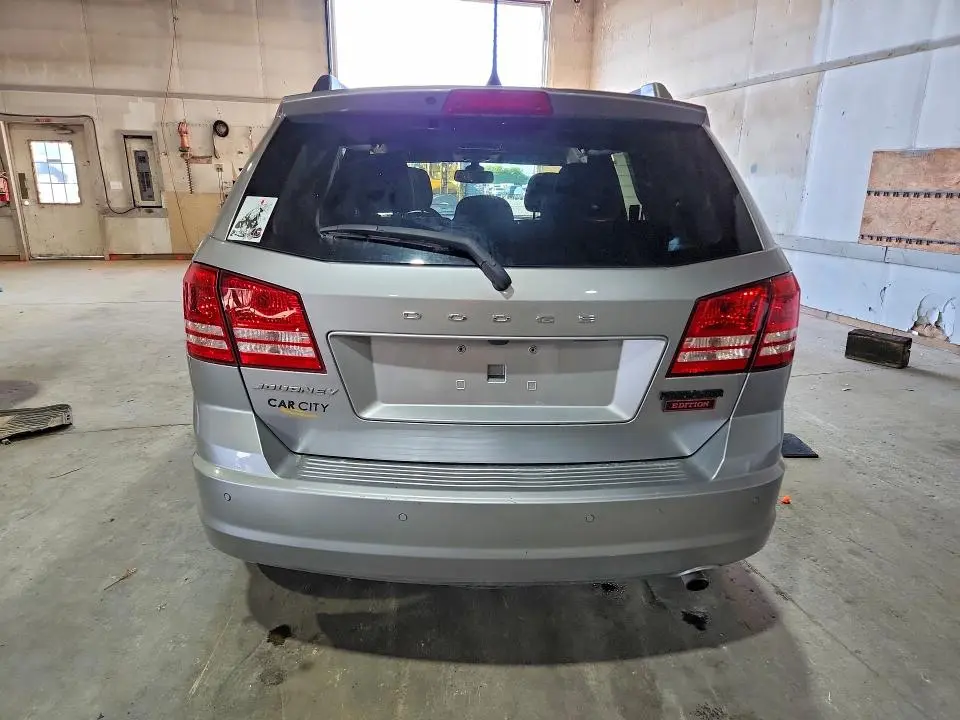 2020 DODGE JOURNEY SE  