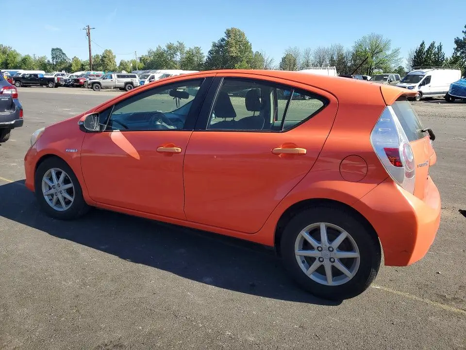2013 TOYOTA PRIUS C THREE  