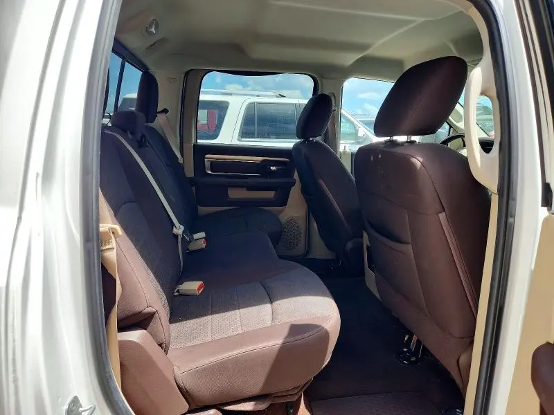2014 RAM 1500 SLT  