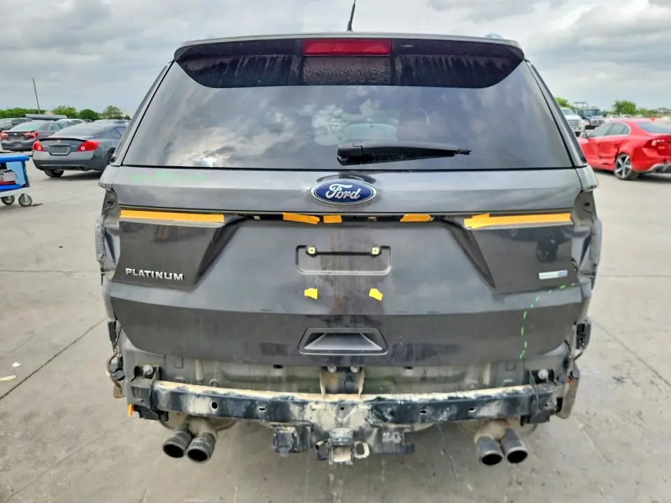 2019 FORD EXPLORER PLATINUM  