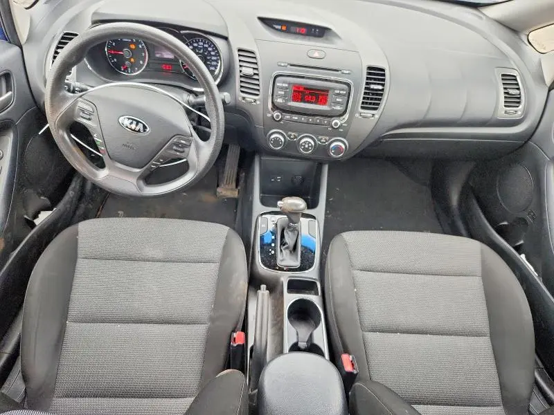 2017 KIA FORTE LX  