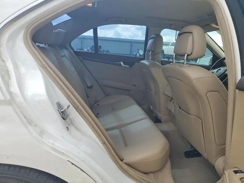 2014 MERCEDES-BENZ C 250  