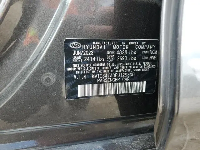 2023 GENESIS G70 BASE  