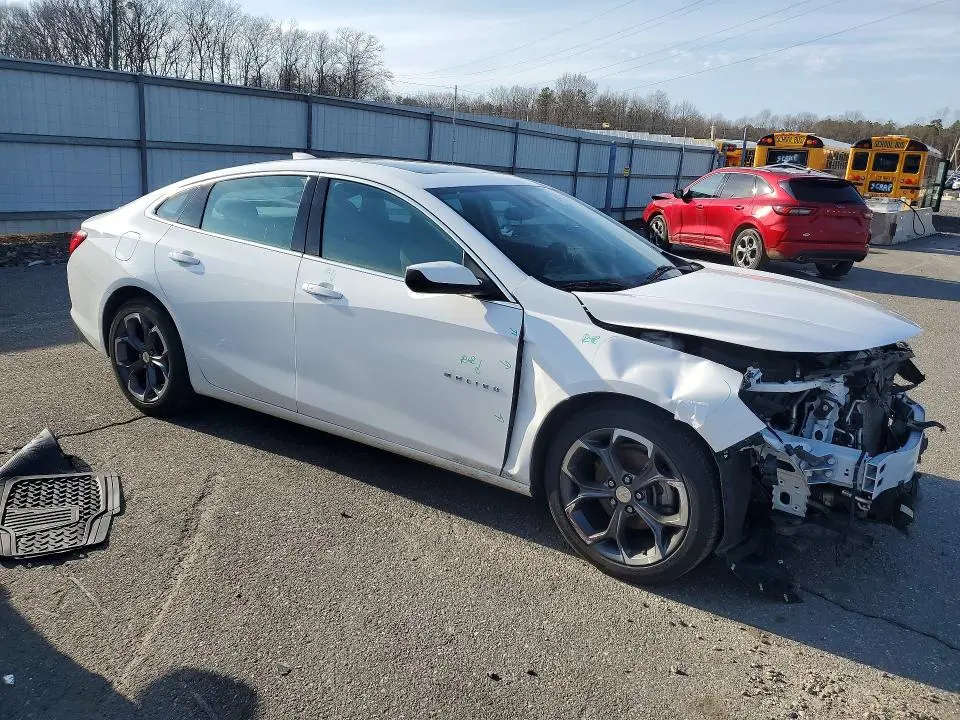 2024 CHEVROLET MALIBU LT  