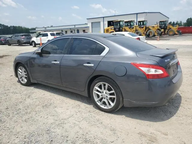2010 NISSAN MAXIMA S  